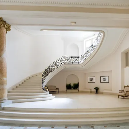 Daire Grande - T3 Carlton -70m2 *